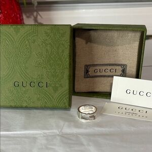 Gucci silver ring size 6 brand new with box, & dust bag